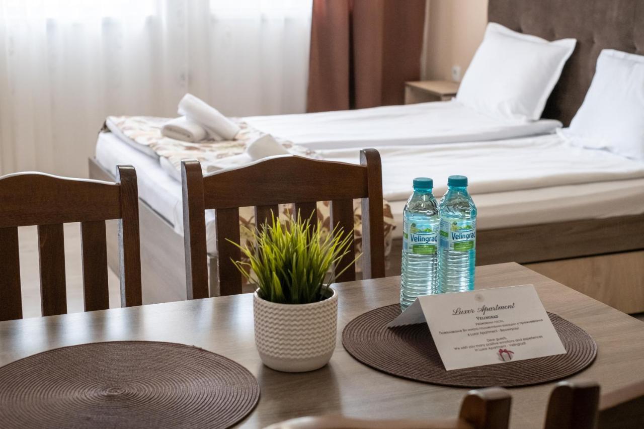 Luxor Apartment Βέλινγκραντ Εξωτερικό φωτογραφία
